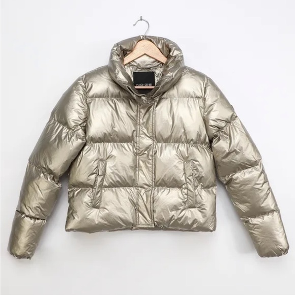 NWOT Noize Gold Metallic Quilted Cropped Puffer Jacket - Picture 3 of 16